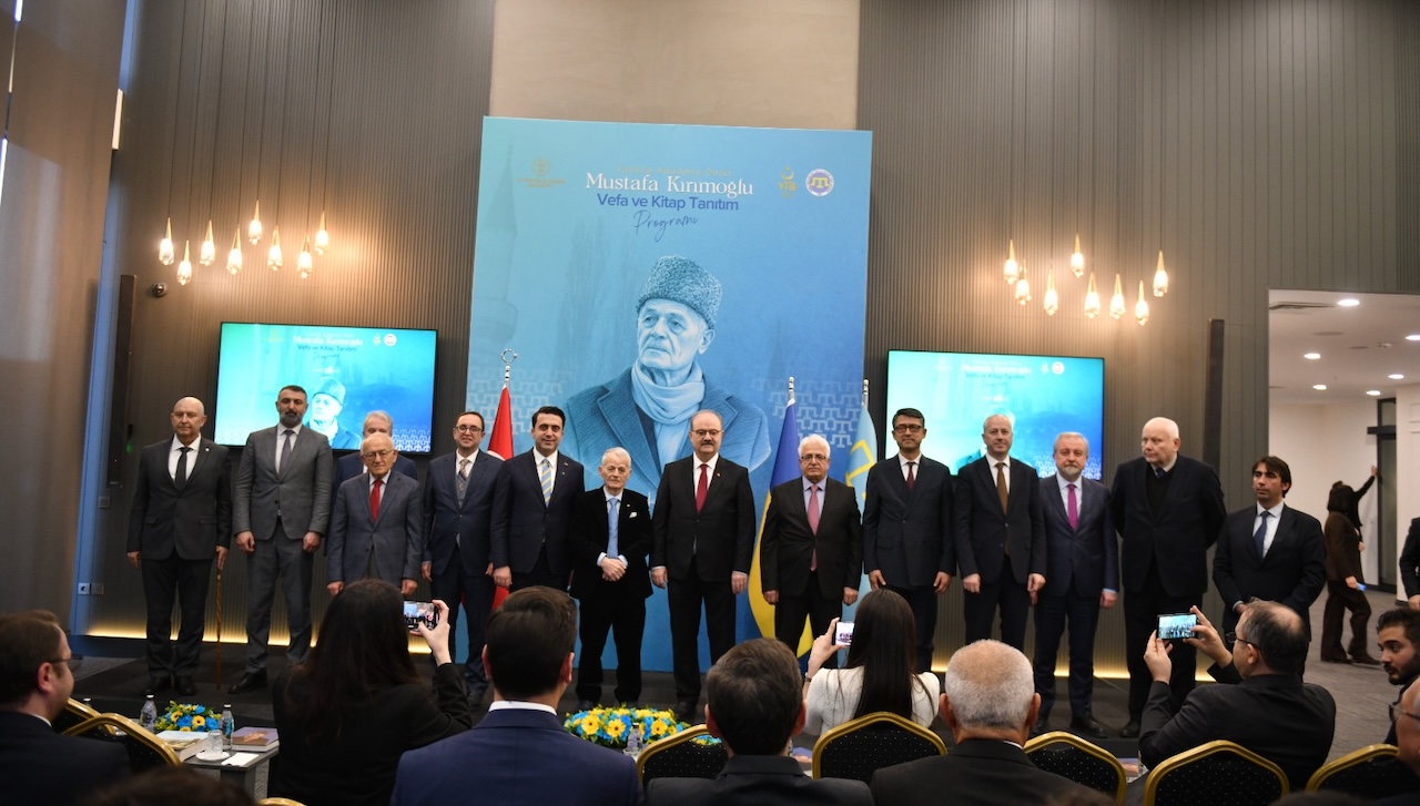 Vatana Adanmış Bir Ömür, Mustafa Kırımoğlu