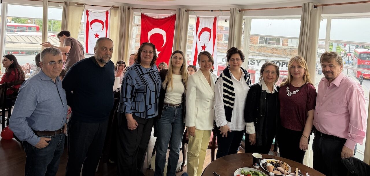 Hornsey Atatürk Okul 5
