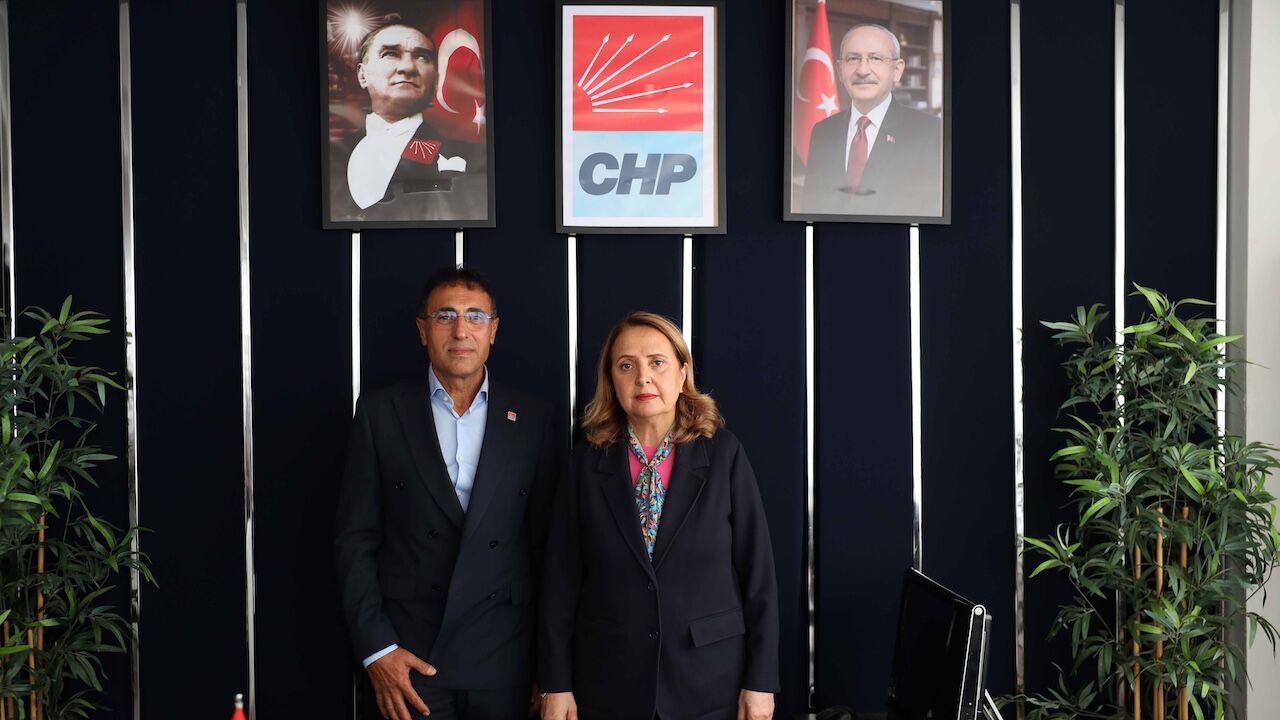 Chp'li Semra Dinçer Londra'da İngiltere Birliği Ile Buluştu 2