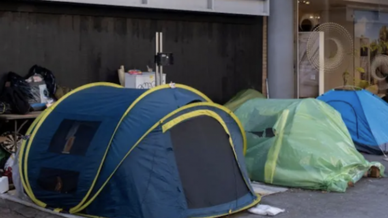 Homeless evsizleri suçlu yapacak yasa tasarısı İngiltere'de eleştiriliyor
