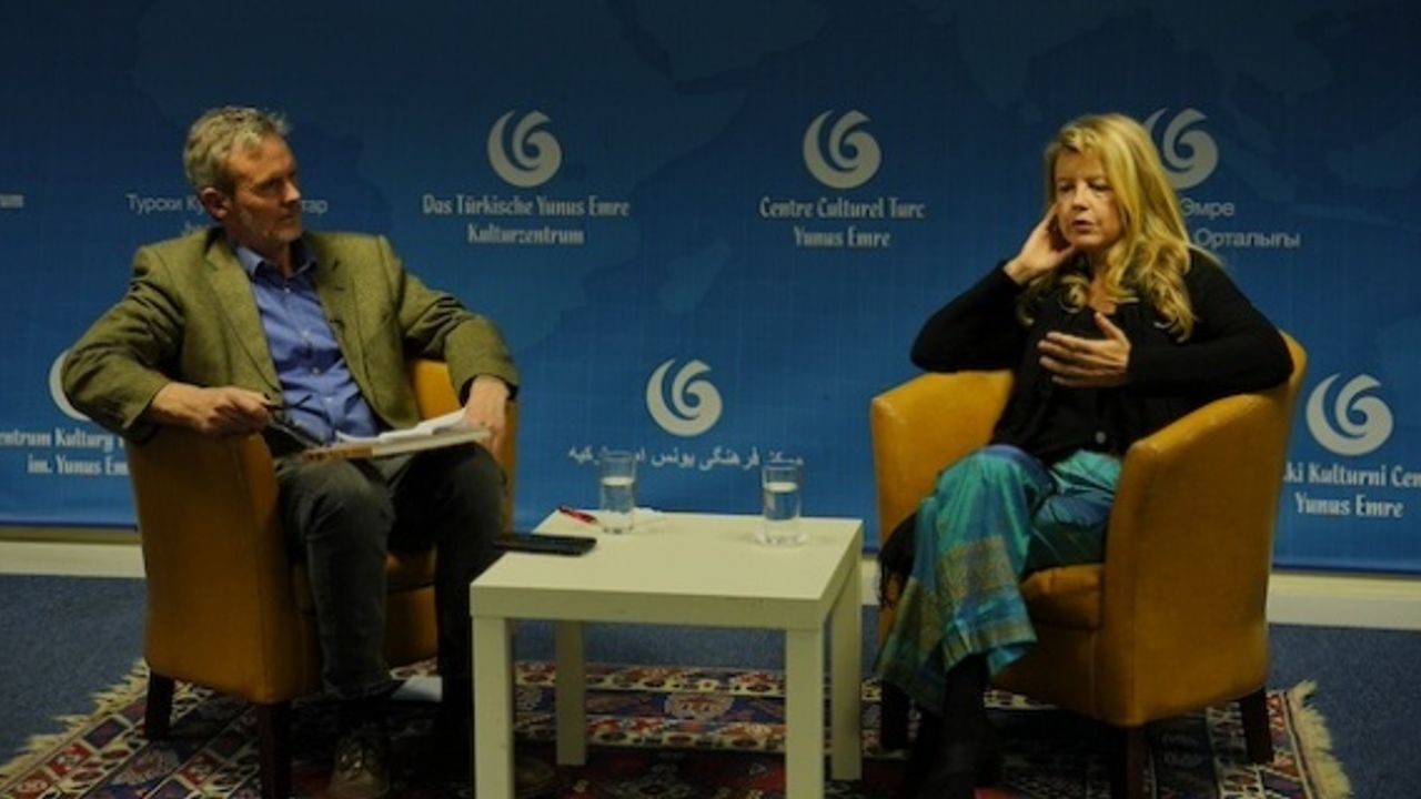 Londra YEE Kültür Sanat Konuşmaları kapsamında, Ud, Görsel bir Tarihçe