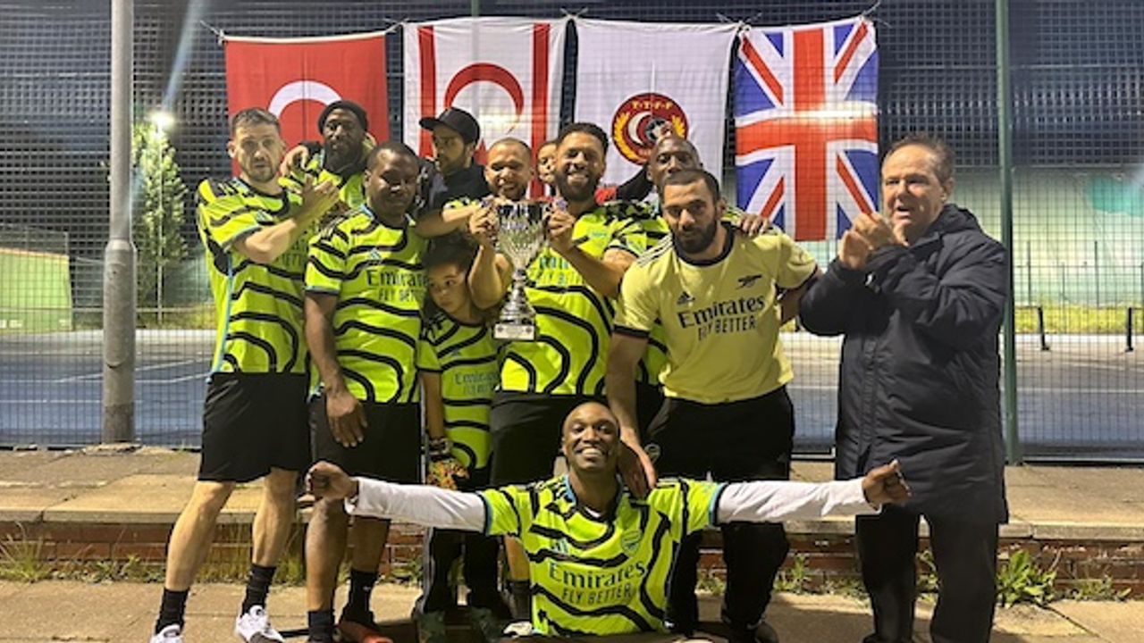 İngiltere Türk Toplumu Futbol Federasyonu Veteran kupası şampiyonları belli oldu