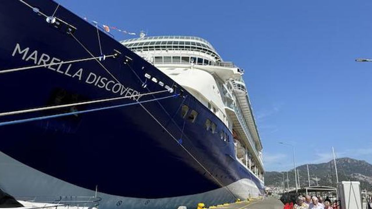 Marella Discovery 1695 yolcusuyla Marmaris'e geldi