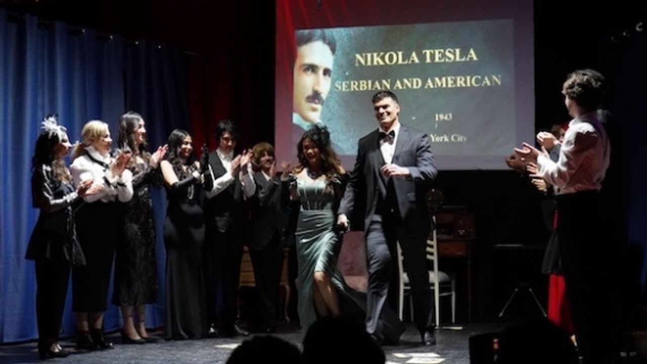 Nikola Tesla’nın 'Işıklarla Gelen Deha' tiyatro oyunu izleyicilerin karşısına çıktı