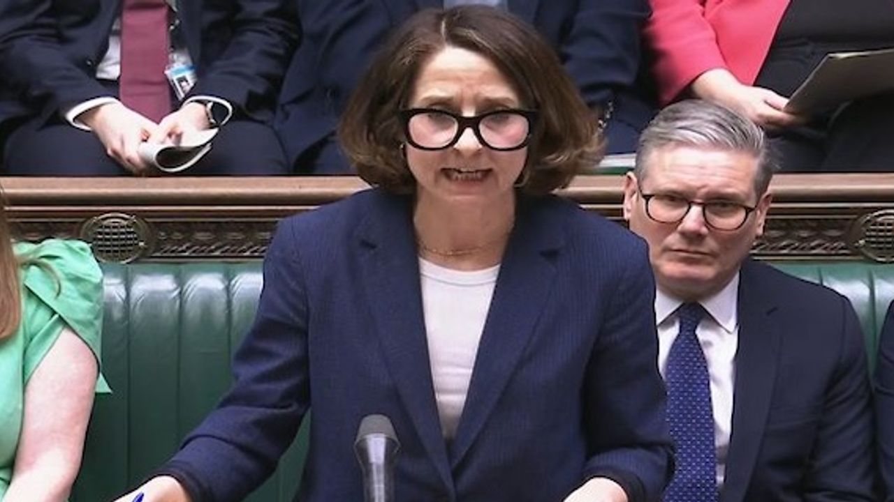 İngiltere Hükümeti refah reformlarını açıkladı! Yardımlara kesinti