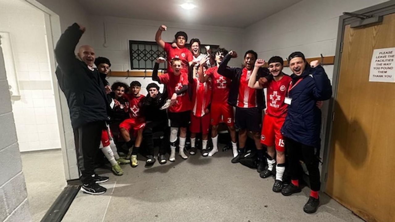 TTFF gençleri Londra'da rüzgar gibi esiyor