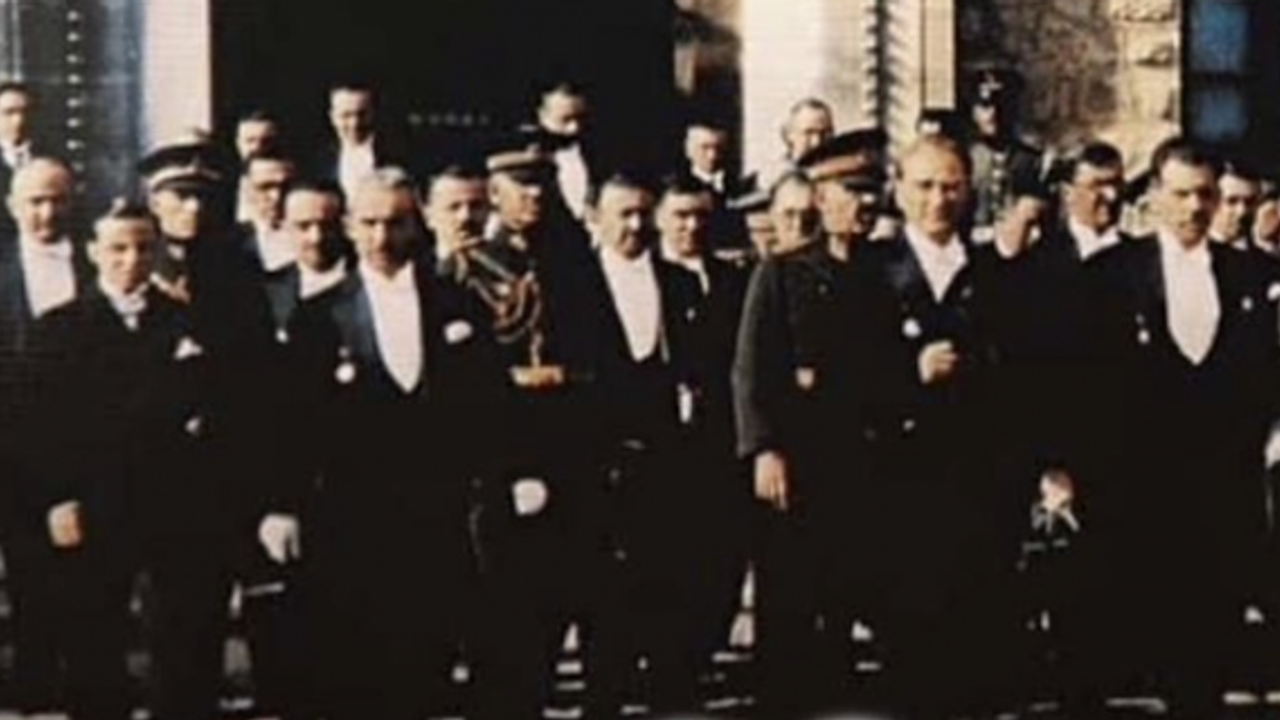 İngiltere Atatürkçü Düşünce Derneği'nden 23 Nisan Ulusal Egemenlik ve Çocuk Bayramı iletisi