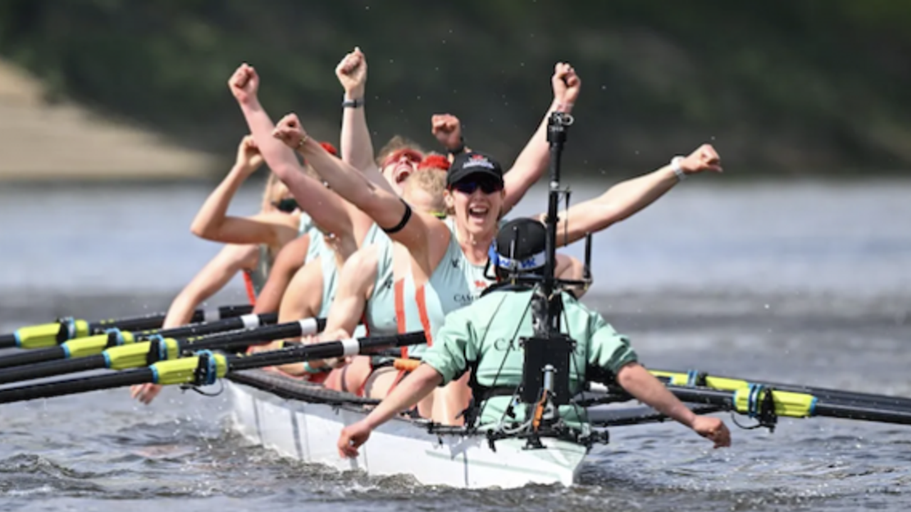 İngiltere’de kürek yarışlarında Cambridge, Oxford'a üstünlük sağladı