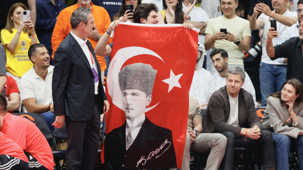 AVRUPA’NIN EN BÜYÜĞÜ ŞAMPİYON FENERBAHÇE BEKO