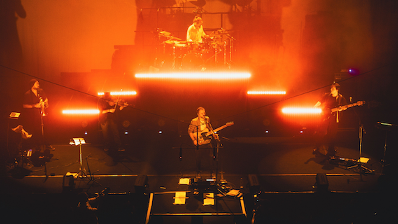 Gevende, Londra’ya Sınırları Aşan Bir Müzikal Yolculukla Geri Dönüyor