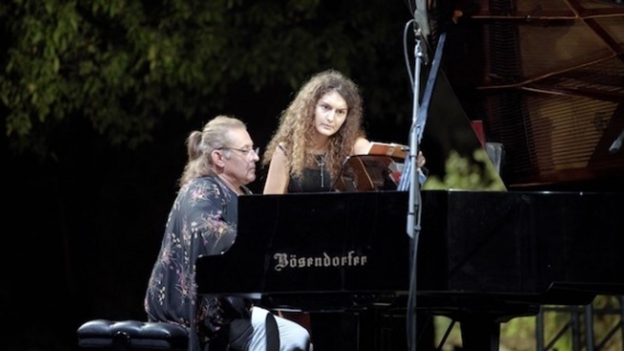 Genç piyanistler Gümüşlük Toprak Ev’de konser verecek