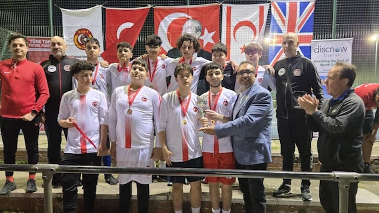 İngiltere'de 15 ve 16 yaş altı TTFF 7 Side Türk ligi başlıyor