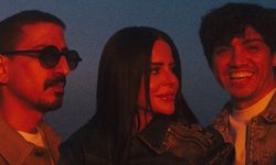 Simge, Mavi Gri ve Ozan Bayraşa ‘Bir Şehri Sevmek’ adlı şarkıda bir araya geldi