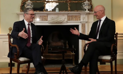 İngiltere'de yeni hükümet İşçi Partisinde bakanlar