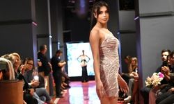 BURSA FASHION WEEK 2024 DEFİLESİ İZLEYENLERİ BÜYÜLEDİ