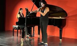 Duo Ekeş’in Türkiye’deki yeni yıl konserleri serisi sona erdi