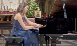 Londra Türkan Saylan konserinde İlyun Bürkev ve Emre Engin büyüledi