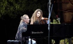 Genç piyanistler Gümüşlük Toprak Ev’de konser verecek