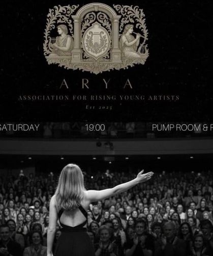 Bath’ta Türk gençlerden tarihi mekânda opera