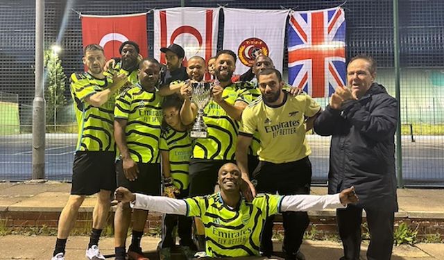 İngiltere Türk Toplumu Futbol Federasyonu Veteran kupası şampiyonları belli oldu