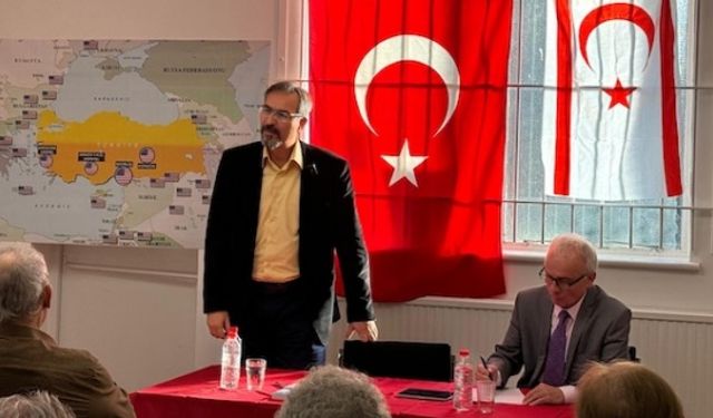 Prof Hatipoğlu Bölgesel Savaşlar Gölgesinde Türkiye’yi Bekleyen Tehditler'i Londra'da anlattı