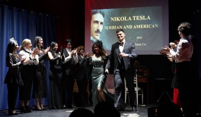 Nikola Tesla’nın 'Işıklarla Gelen Deha' tiyatro oyunu izleyicilerin karşısına çıktı