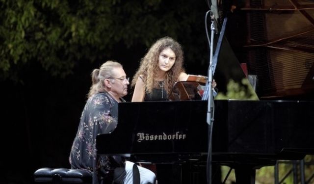 Genç piyanistler Gümüşlük Toprak Ev’de konser verecek