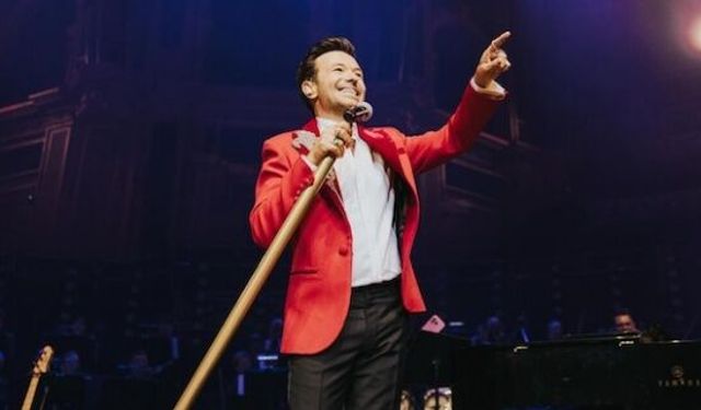 Londra Royal Albert Hall’de Yalın’dan Bir Büyülü Gece 