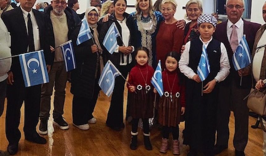 Irak Türkmenleri Çağdaş Türk Halk Müziği Korosu'ndan Türkü Tadında Yaşamak konseri